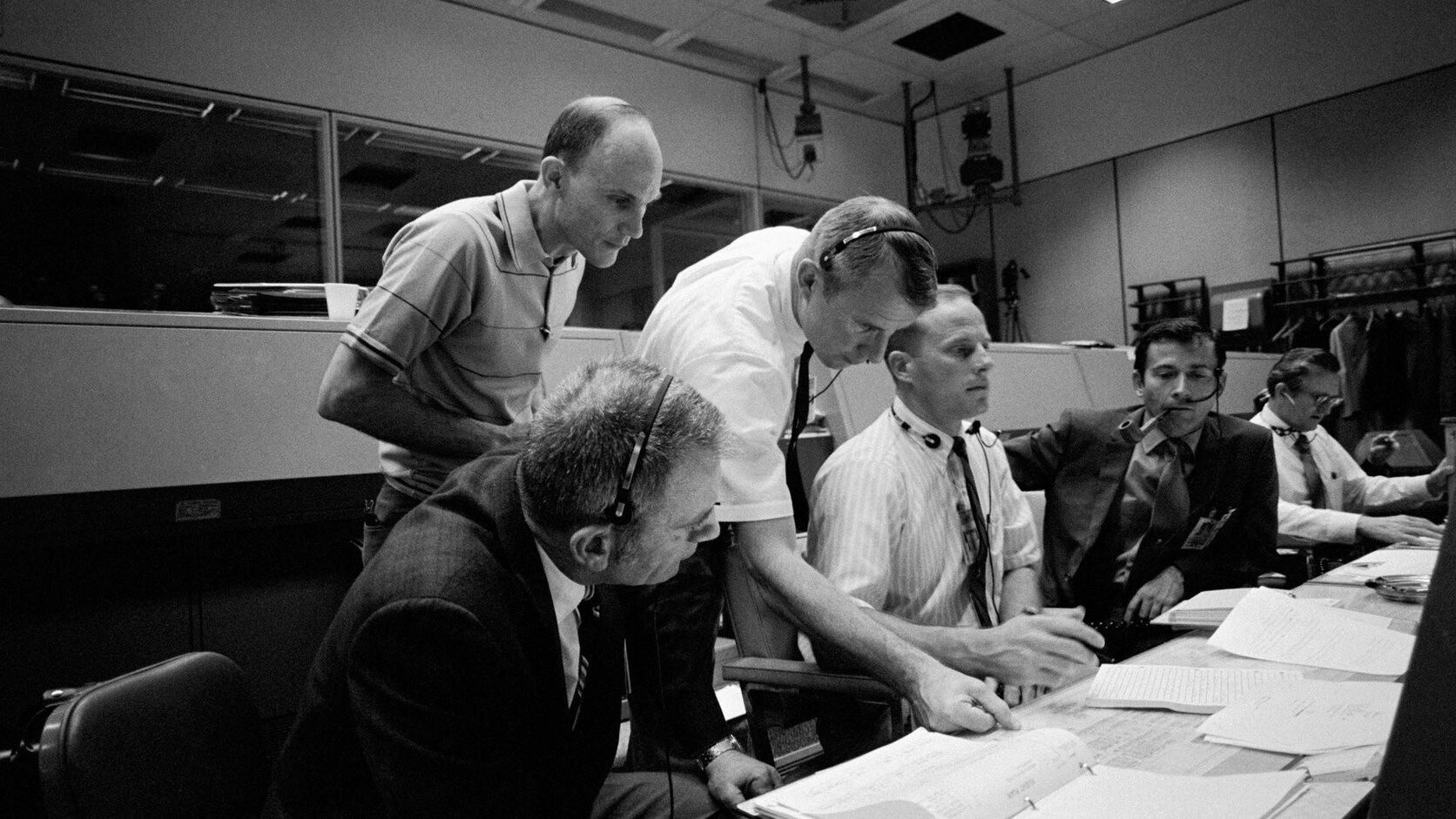 Behind the Story: Apollo 13 — From Moon Mission to Fight for Survival